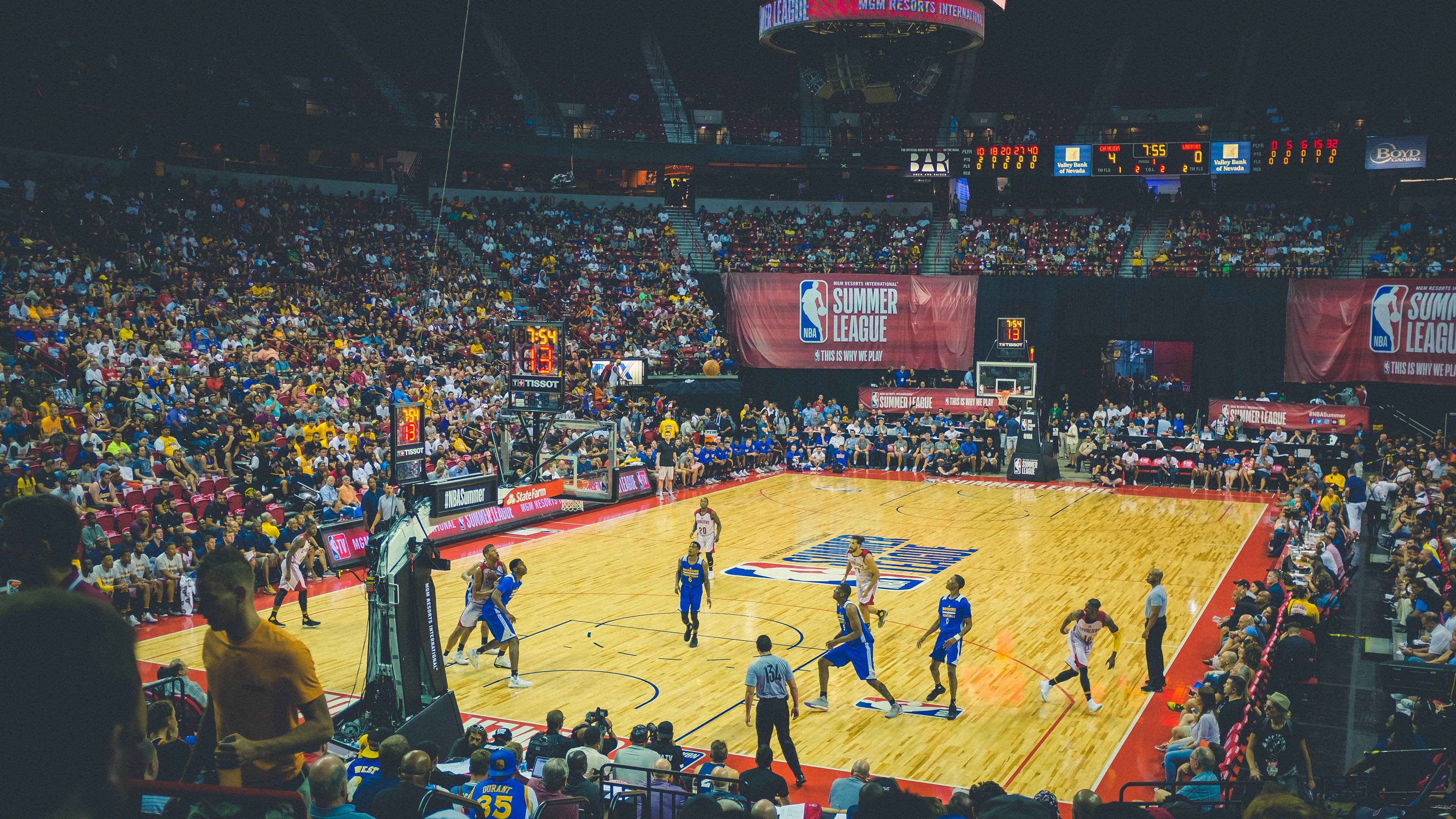 开云体育APP下载-女子篮球国家队加强传切配合提升攻击多样性，女子篮球队训练方法